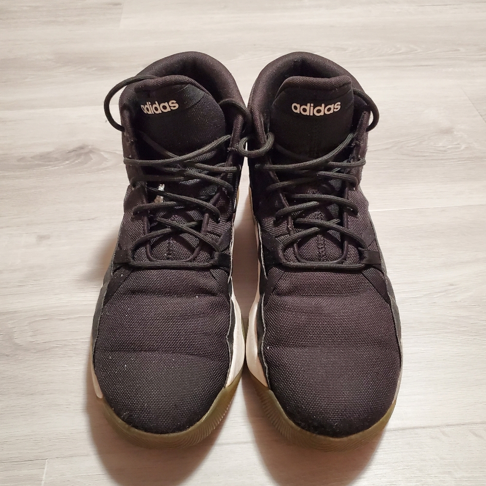 Adidas cloudfoam basketball shoes